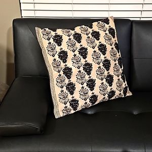 Black and Tea Cotton Slub Accent Pillow 20 x 20